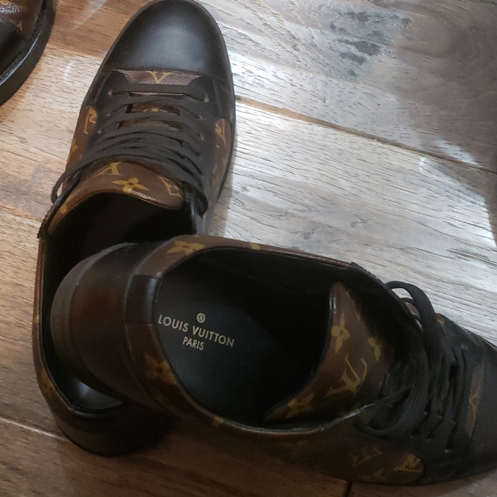 Shoe